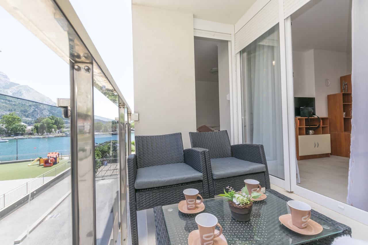 Apartment Ivanka 오미스 외부 사진