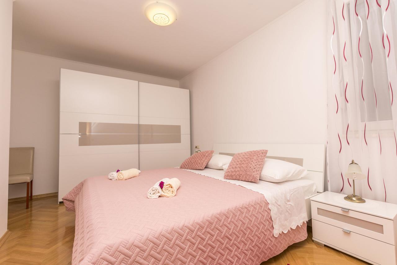 Apartment Ivanka 오미스 외부 사진